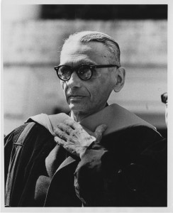Photographer unknown. From the Shelby White and Leon Levy Archives Center, Institute for Advanced Study, Princeton, NJ, USA.